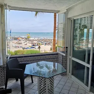 Beachfront Puerto Marina Sunrise Apartamento